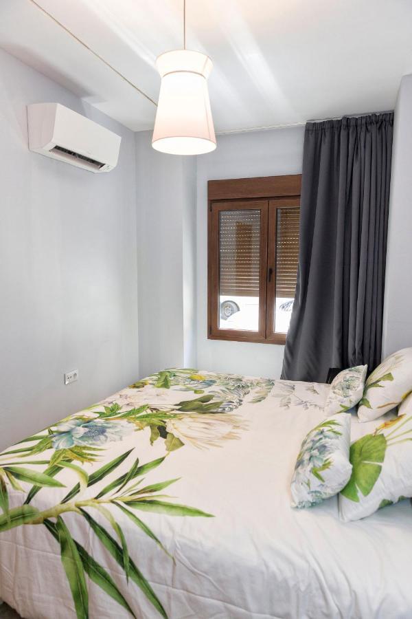 Apartamentos Onnight Малага Екстериор снимка